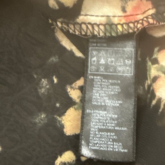 Forever 21 dark floral chiffon blouse, long sleeve sheer button front top M - Picture 9 of 9